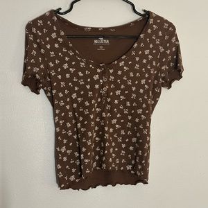 🚨SOLD🚨Brown Floral Holister top (m)